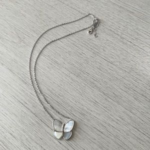 Sterling silver necklace worn once brand new